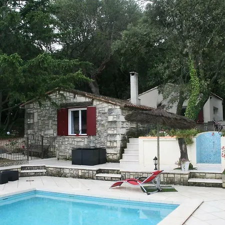 Vakantiehuis Le Mazet De Soulan Comps (Gard)