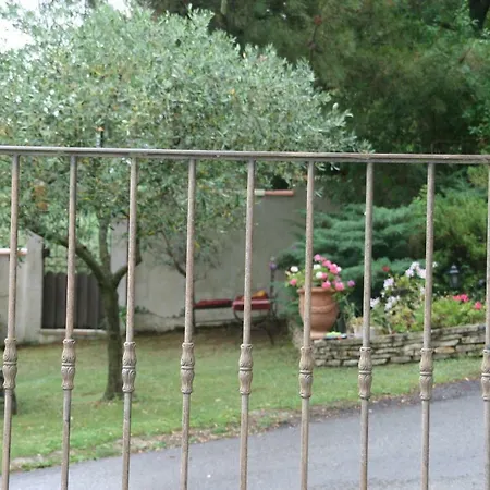 Vakantiehuis Le Mazet De Soulan Comps (Gard)